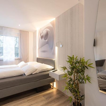 Messe-Hotelzimmer-Einzimmerappartement Leverkusen Zewnętrze zdjęcie