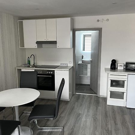 Messe-Hotelzimmer-Einzimmerappartement Leverkusen Pokój zdjęcie