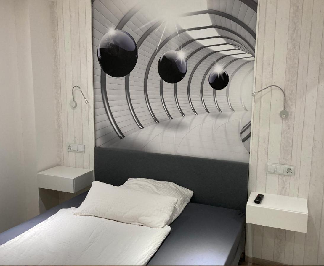 Messe-Hotelzimmer-Einzimmerappartement Leverkusen Zewnętrze zdjęcie